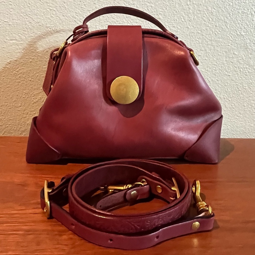 Old Trend “Modern Vintage” Leather Crossbody Mini Doctor Bag - Handmade - Picture 2 of 16